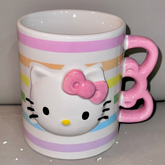 Hello Kitty 3D Ceramic Coffee Tea Mug with Pink Bow Handle - Picture 1 of 4